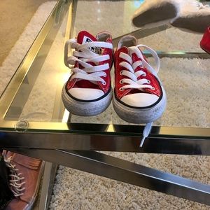 Kids tennis shoe - Converse